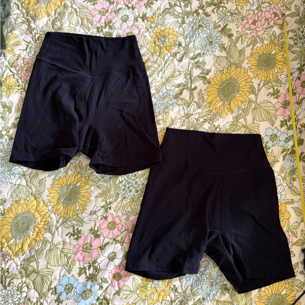 2 Pack of Women's Black Athletic Spandex